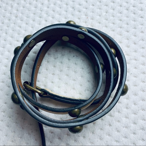 Eddie Bauer genuine leather gold studded belt Sz Large - Picture 5 of 8